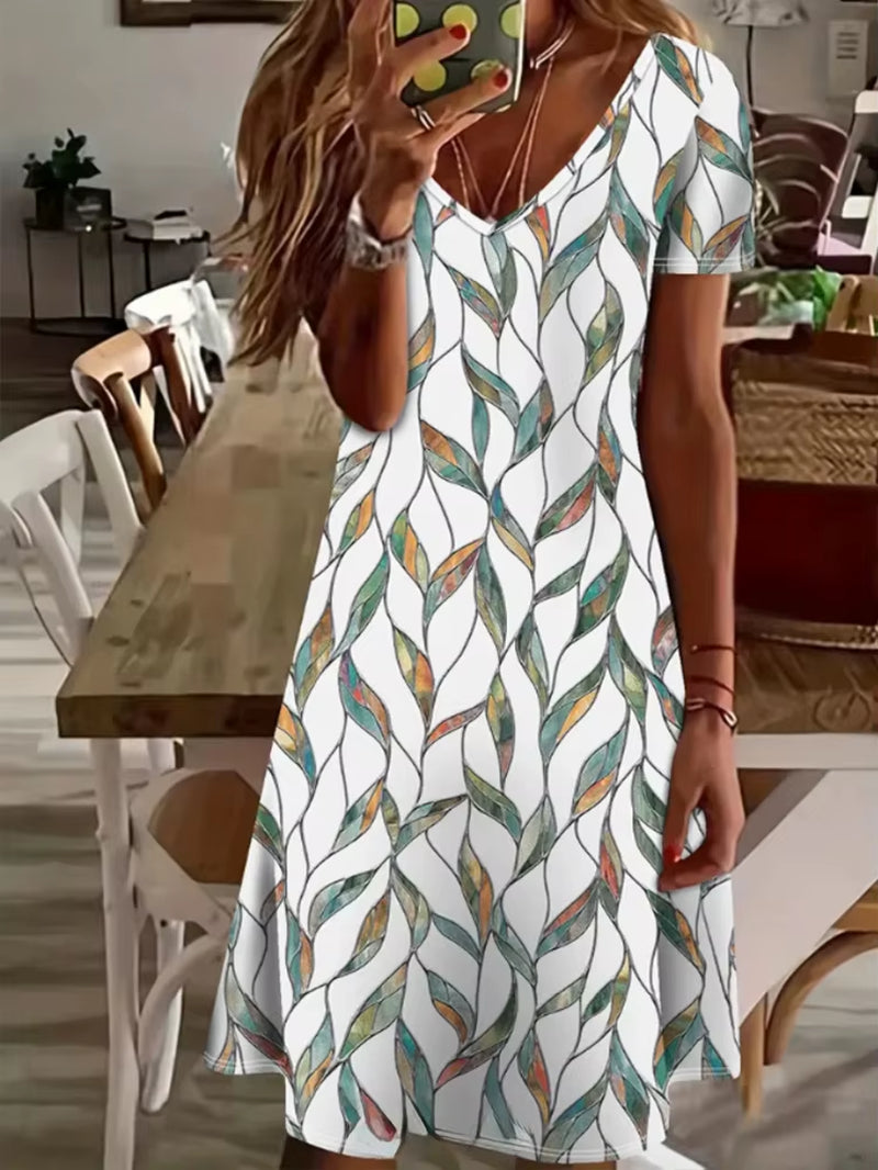 Casual Well-Fitted Printed Short Dress for Women Summer Elegant and Retro Lady'S V-Neck Short-Sleeved Straight Knee-Length Dress